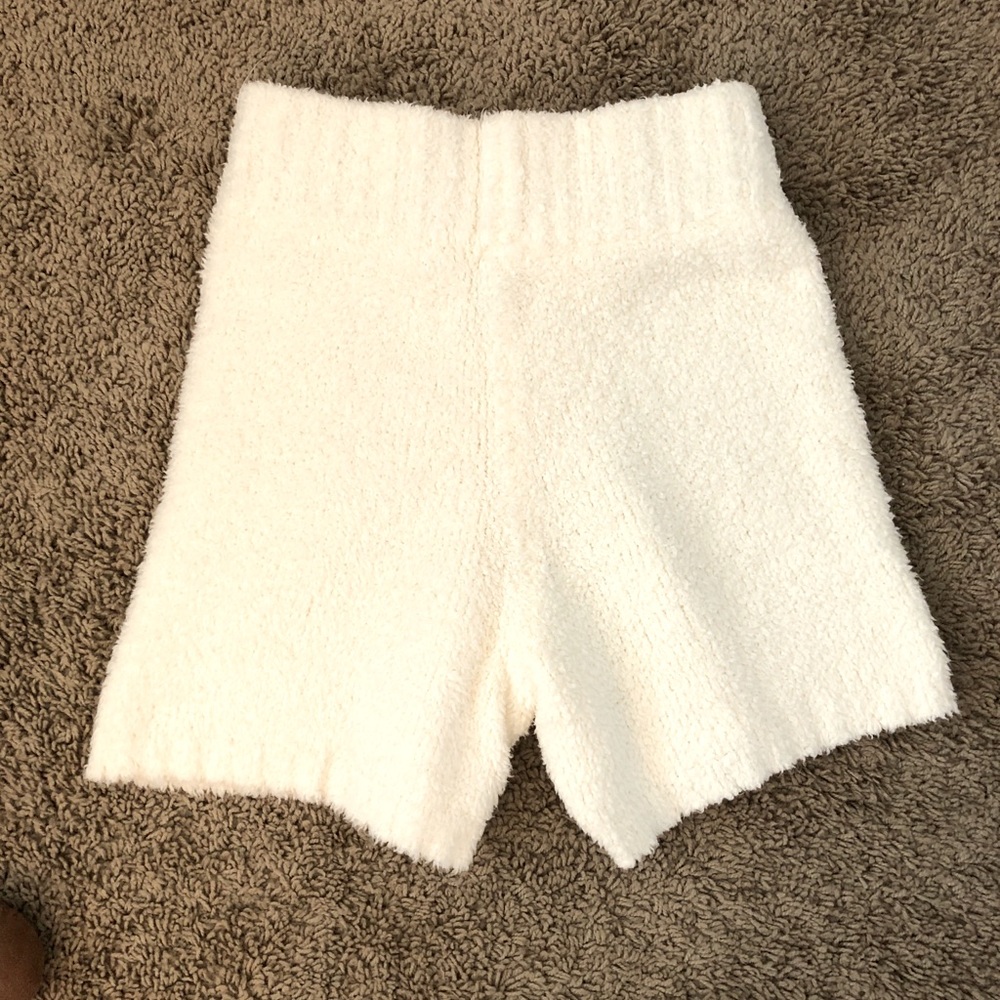 Skims cozy knit shorts- never worn.